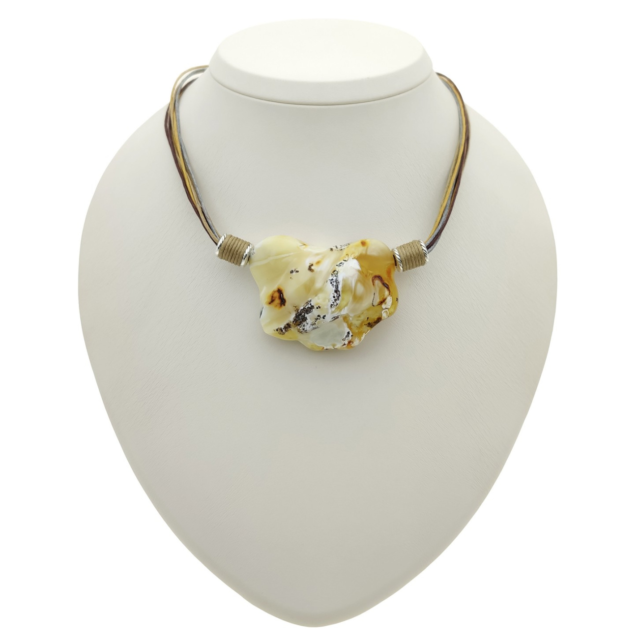 Колье янтарь