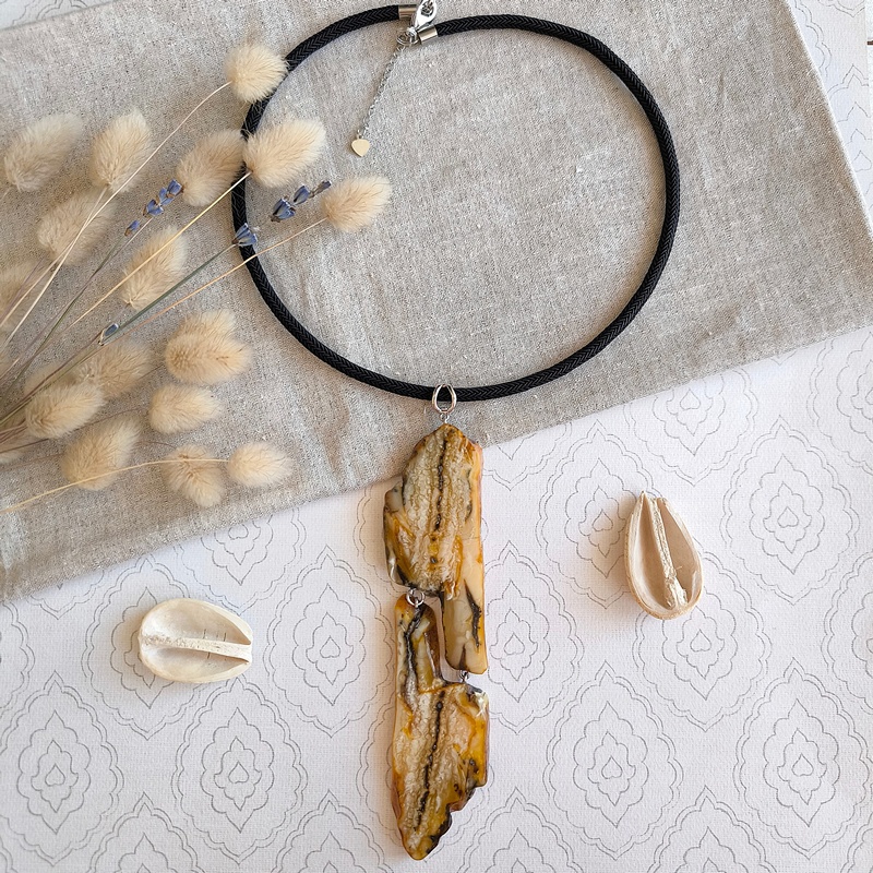 Колье авторское Янтарь