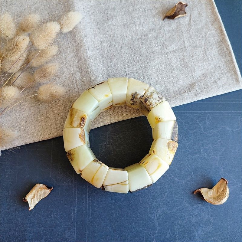 Браслет "Мандарин" янтарь