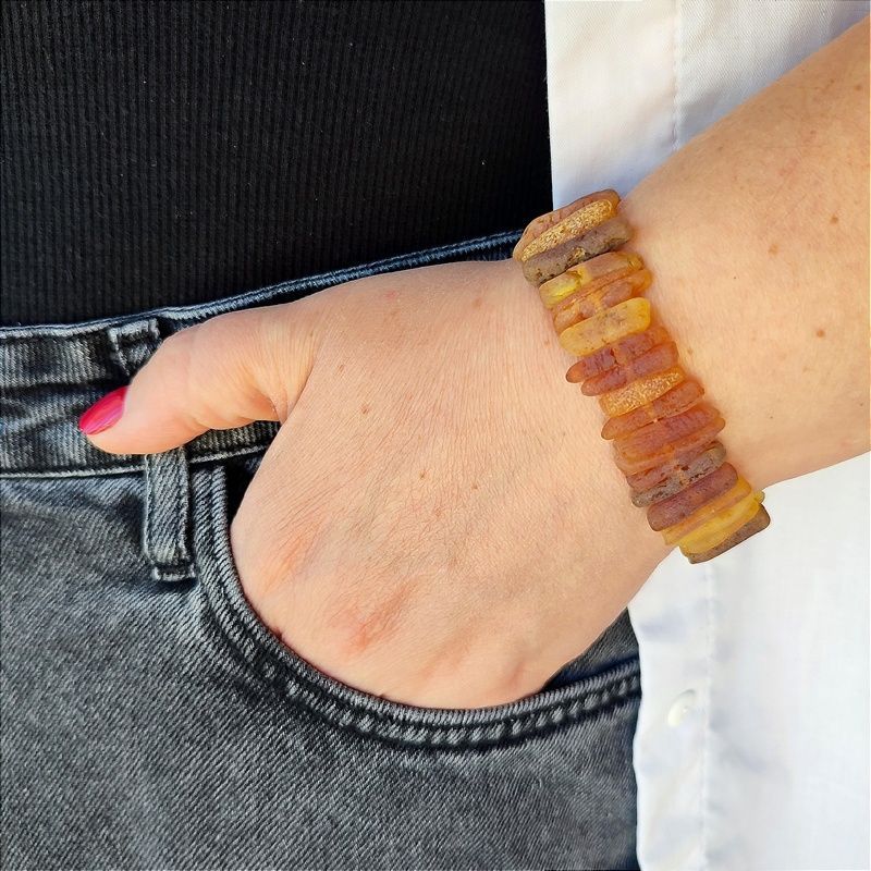 Браслет "Хворост" из янтаря