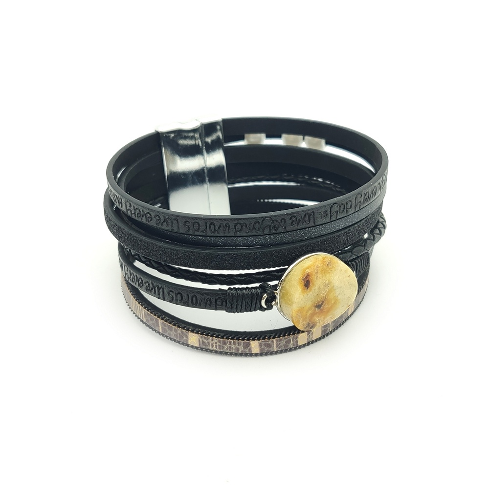 Браслет на кож.  ремешке