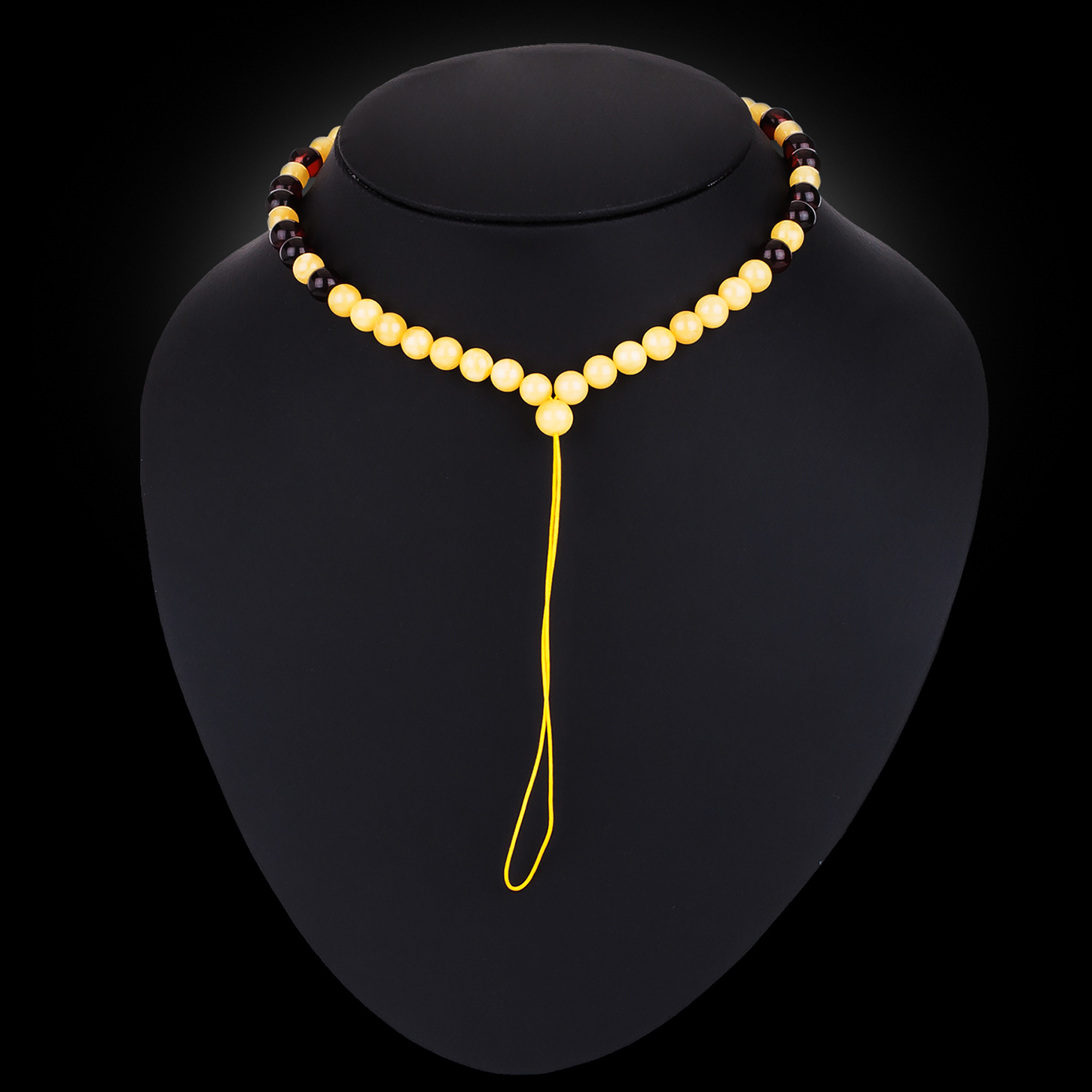 Подвес из янтаря