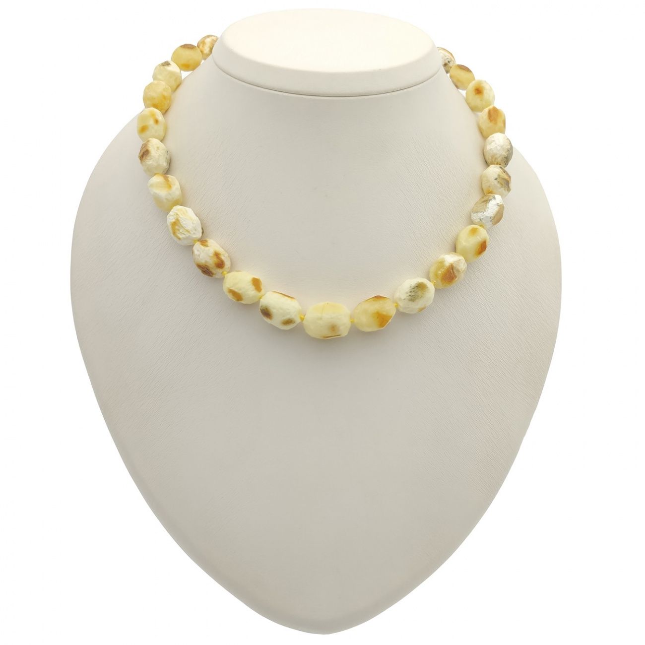 Бусы "Кусанка-оливка" янтарь