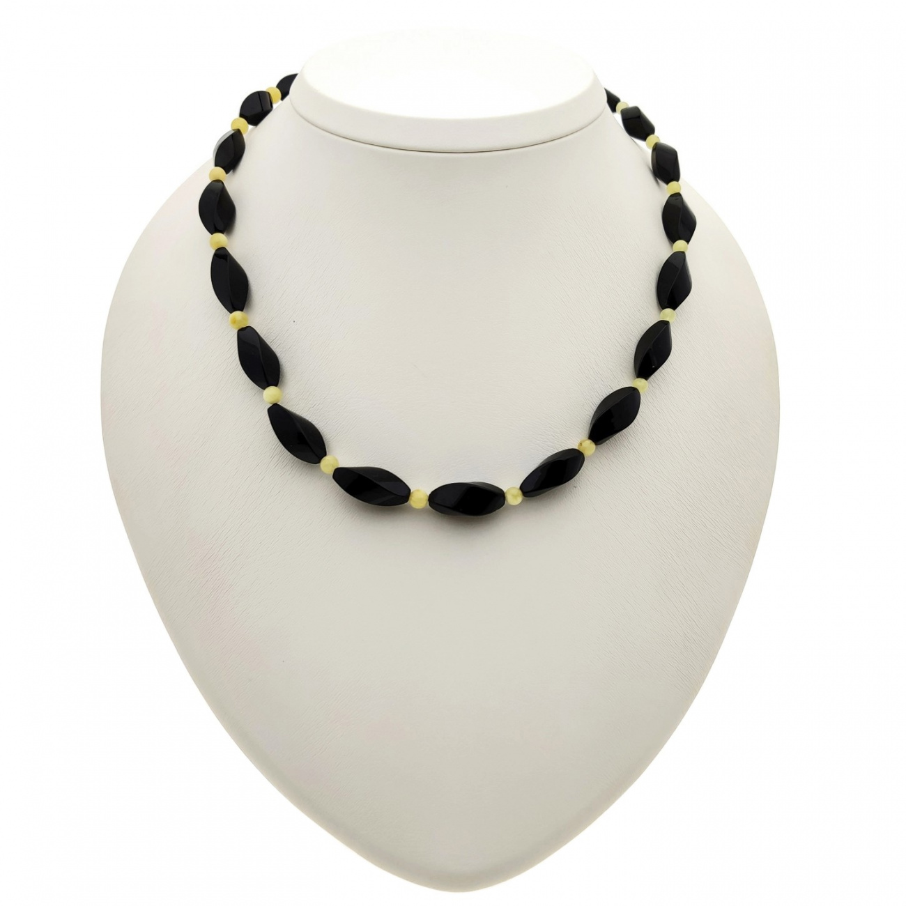 Бусы "Елена"  из янтаря