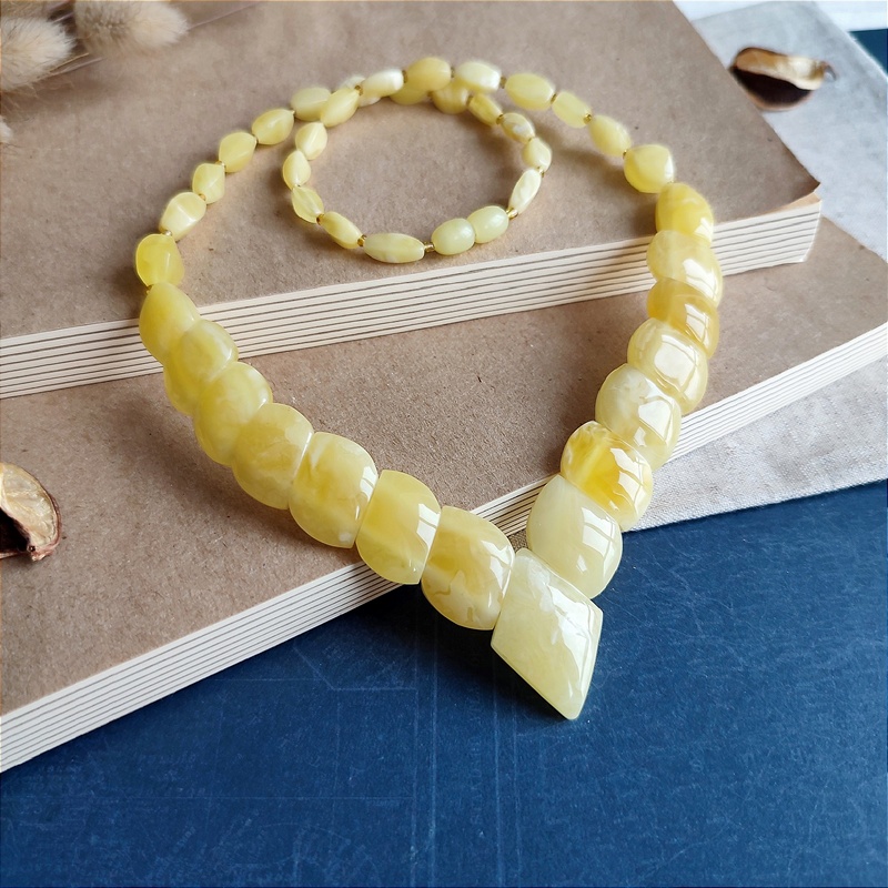 Колье Янтарь