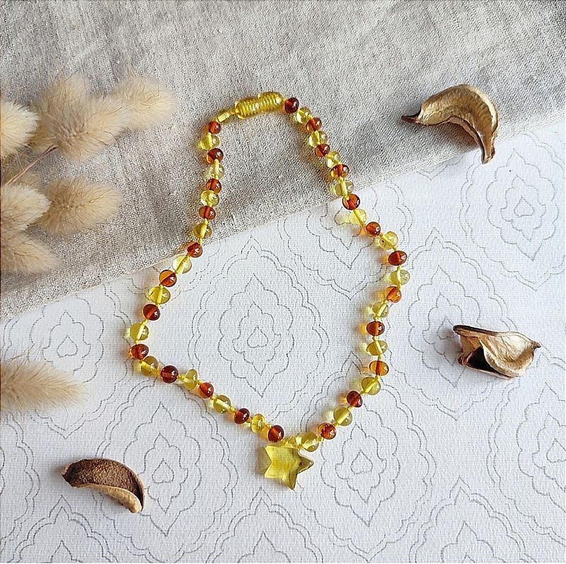 Бусы детские из янтаря