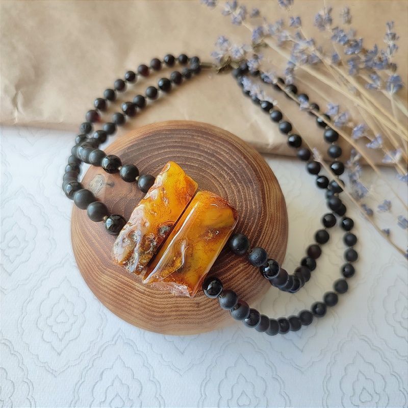 Колье  Янтарь