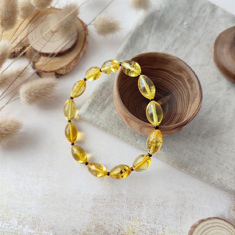 Браслет "Оливка" янтарь