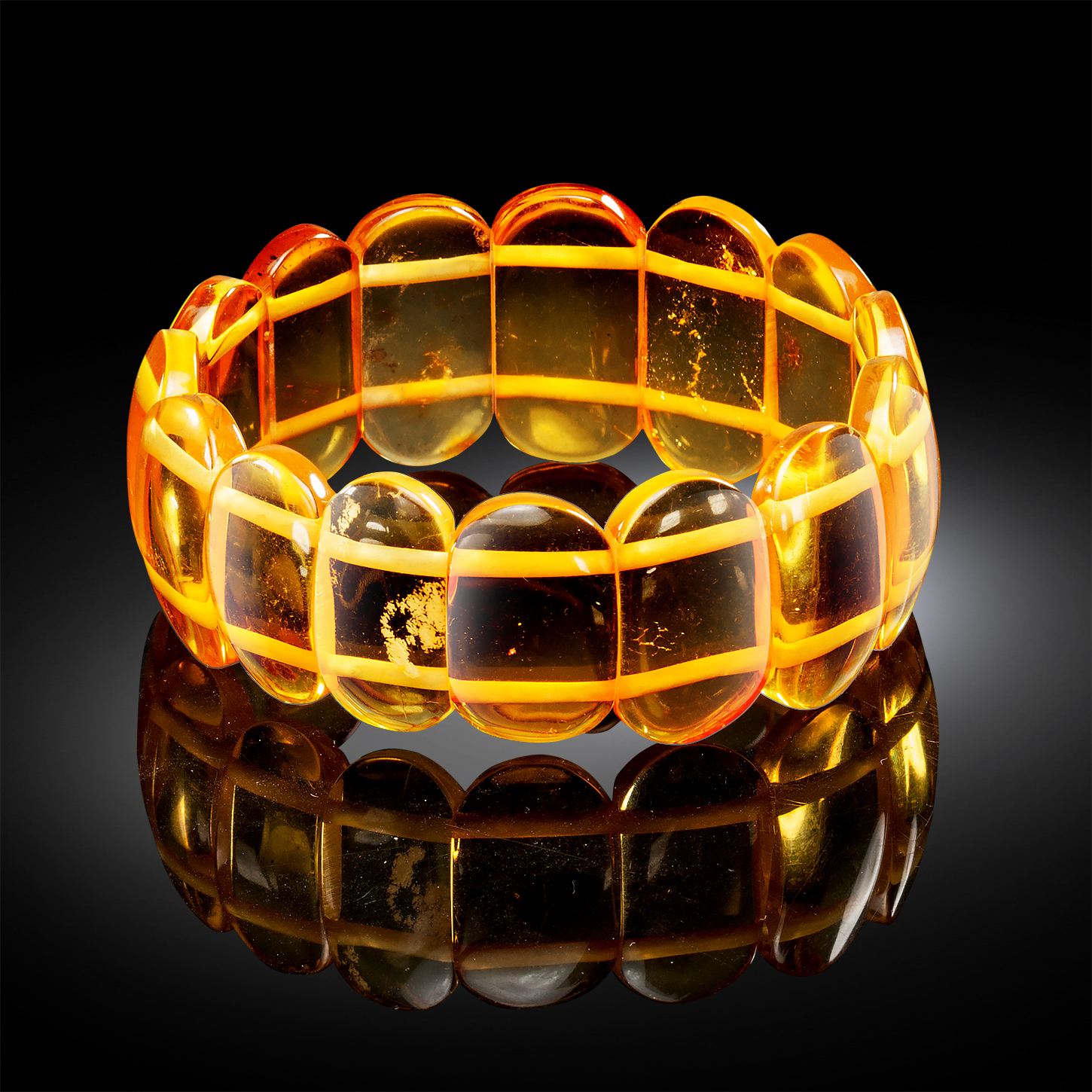 Браслет из янтаря