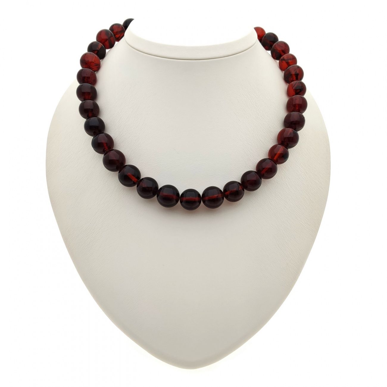 Бусы "Шар" из янтаря