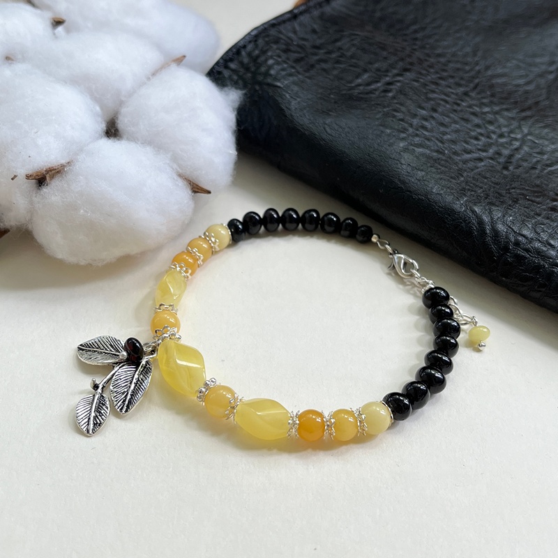 Браслет янтарь 3506214072-3