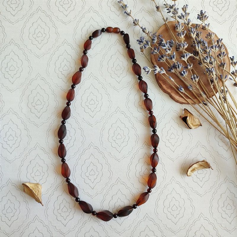 Бусы "Елена" из янтаря