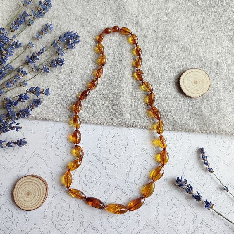 Бусы "Сливка" из янтаря
