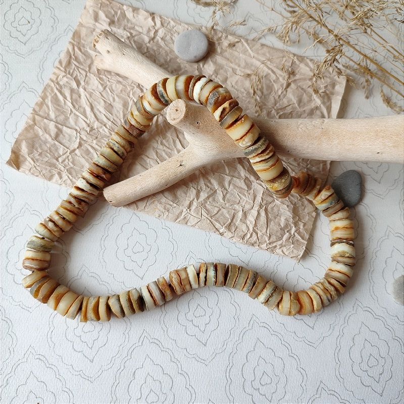 Бусы "Таблетка" из янтаря