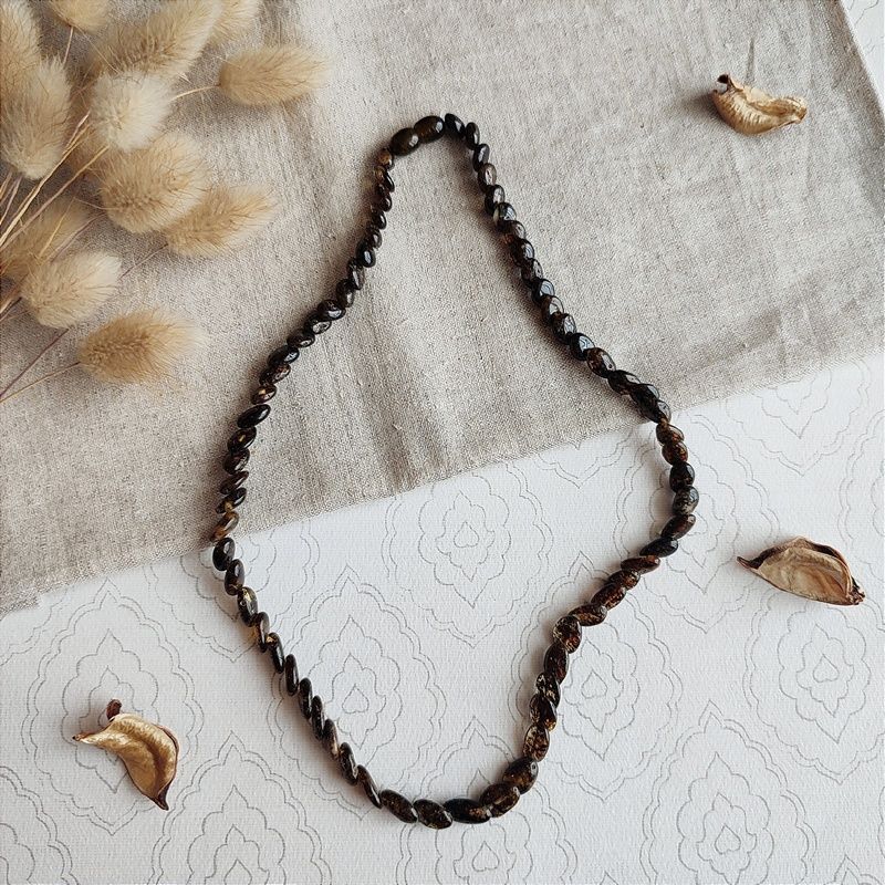 Бусы "Змейка" из янтаря