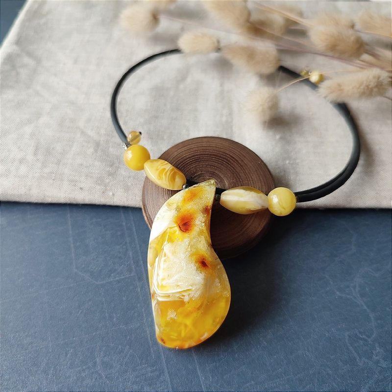 Колье "Ева" янтарь