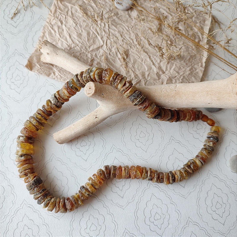 Бусы "Таблетка" из янтаря