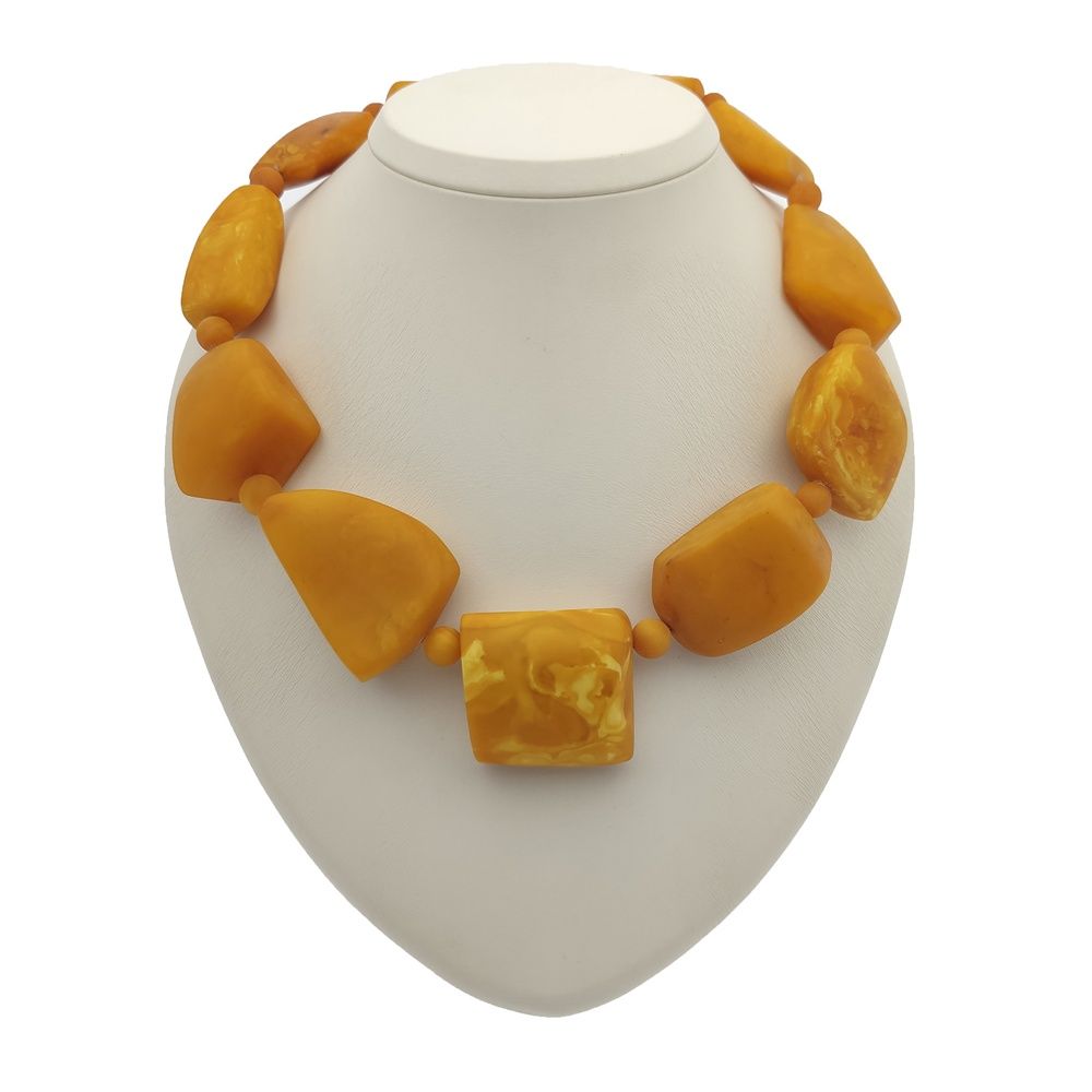 Бусы "Граненка" из янтаря