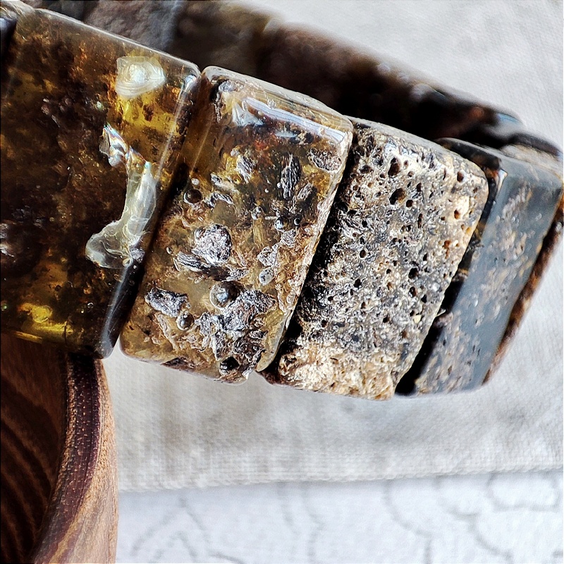 Браслет Муж. янтарь 3011119492 (3)