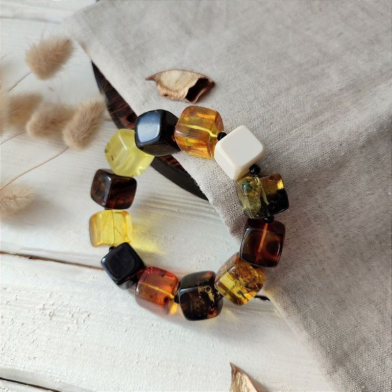 Браслет "Куб", янтарь, мамонт