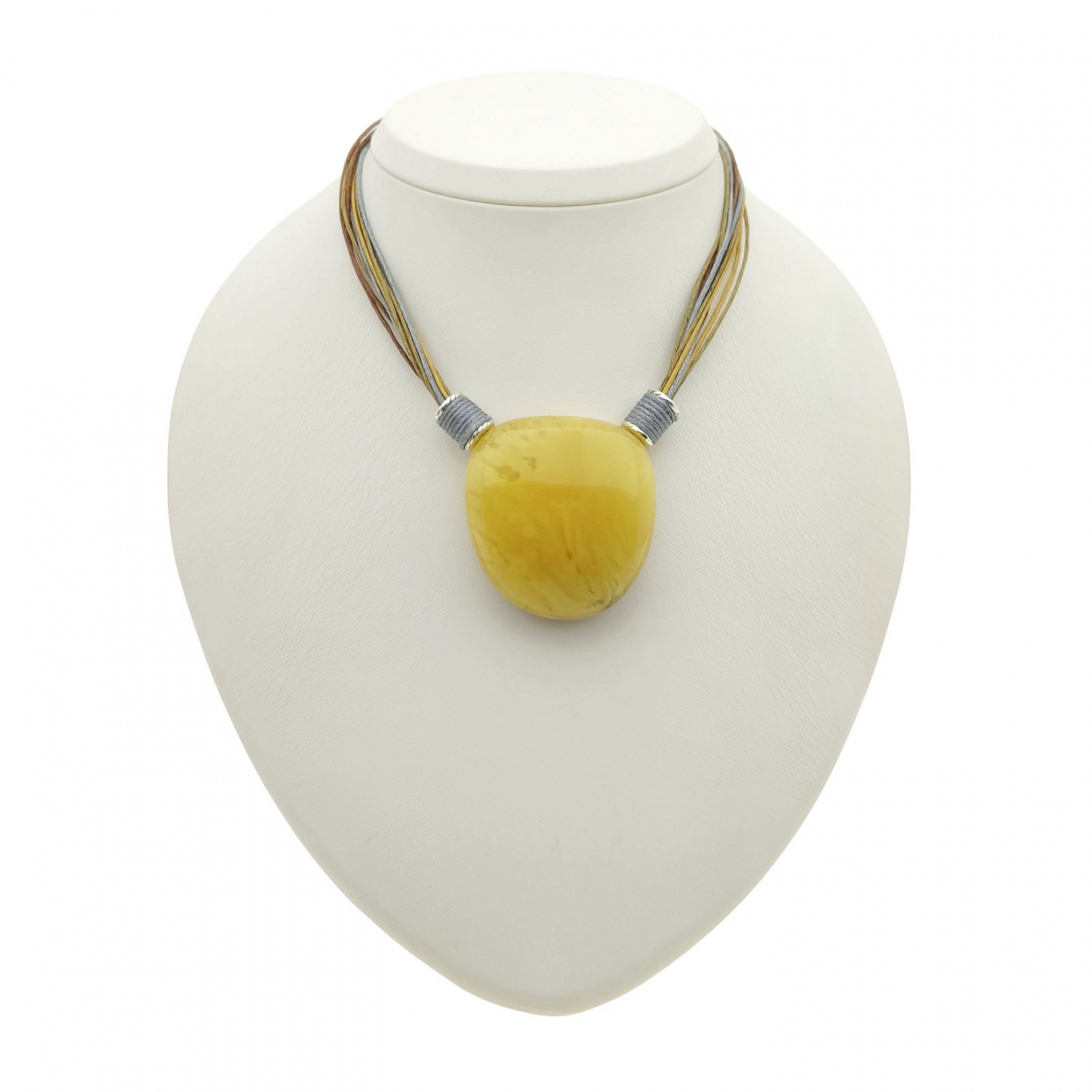 Колье янтарь