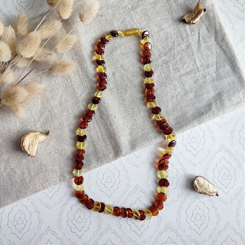 Бусы "Змейка" из янтаря