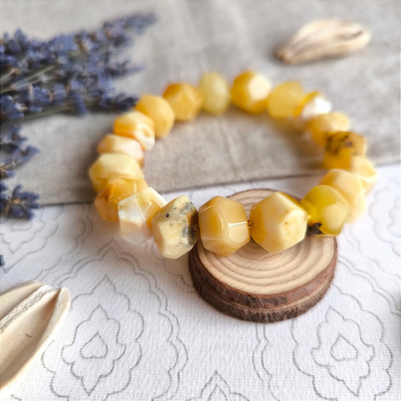 Браслет "Граненка" янтарь