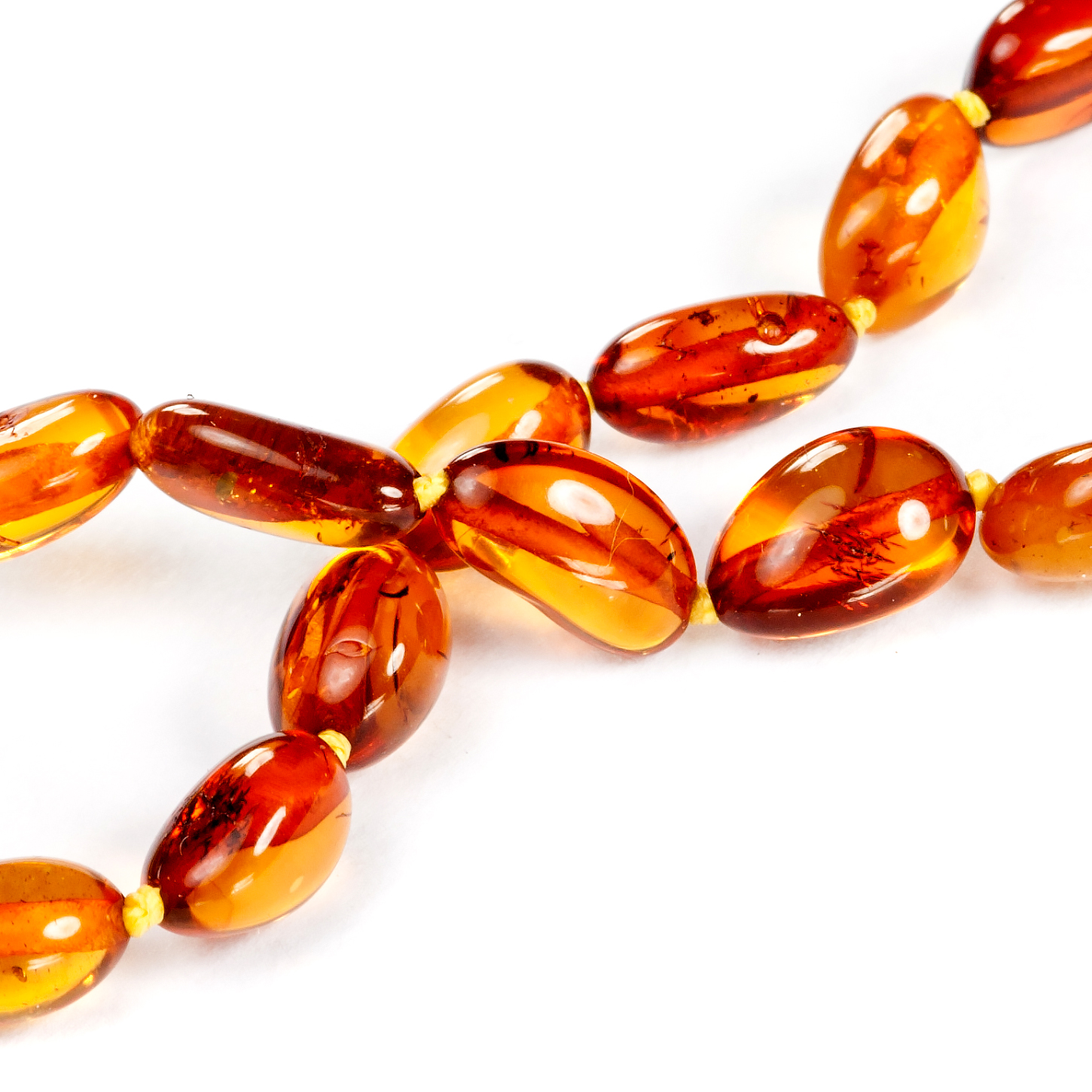 Бусы детские из янтаря