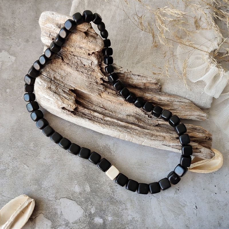 Бусы "Куб" янтарь, мамонт