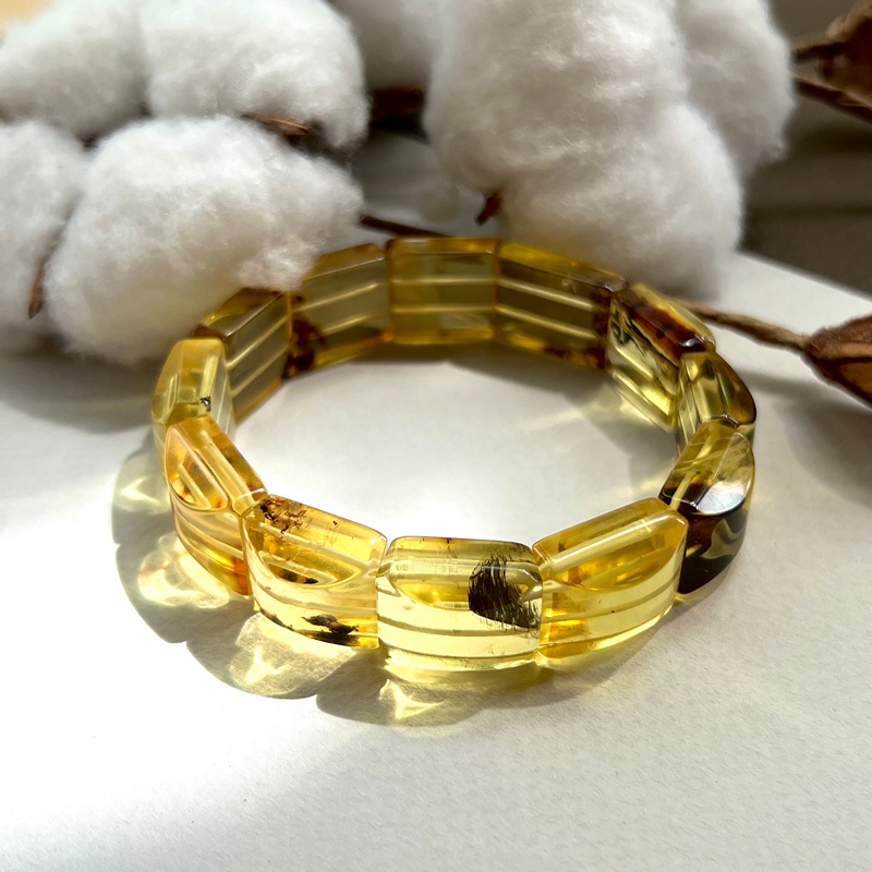 Браслет пласт. янтарь 3401119456-2