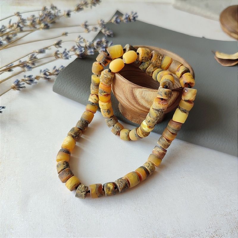 Бусы "Пеньки" из янтаря