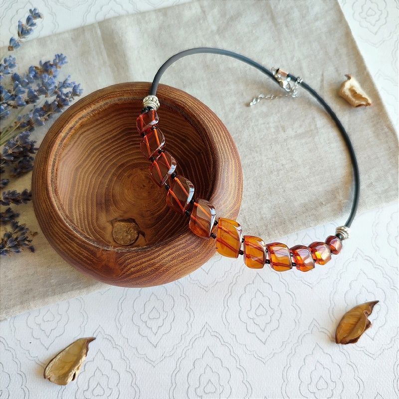 Колье "Змейка" Янтарь