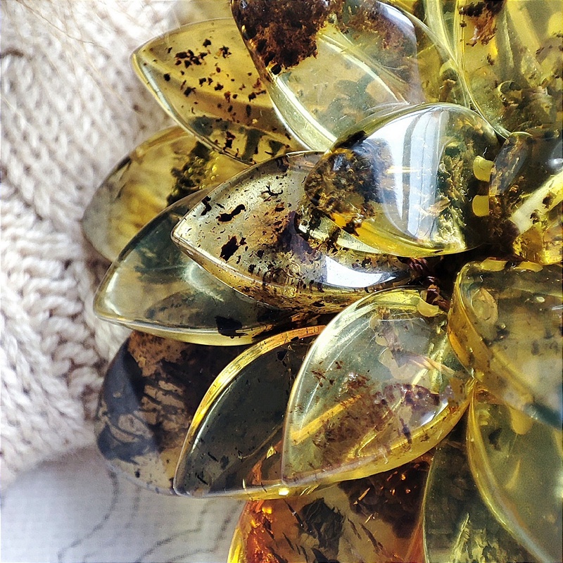 Брошь-кулон 