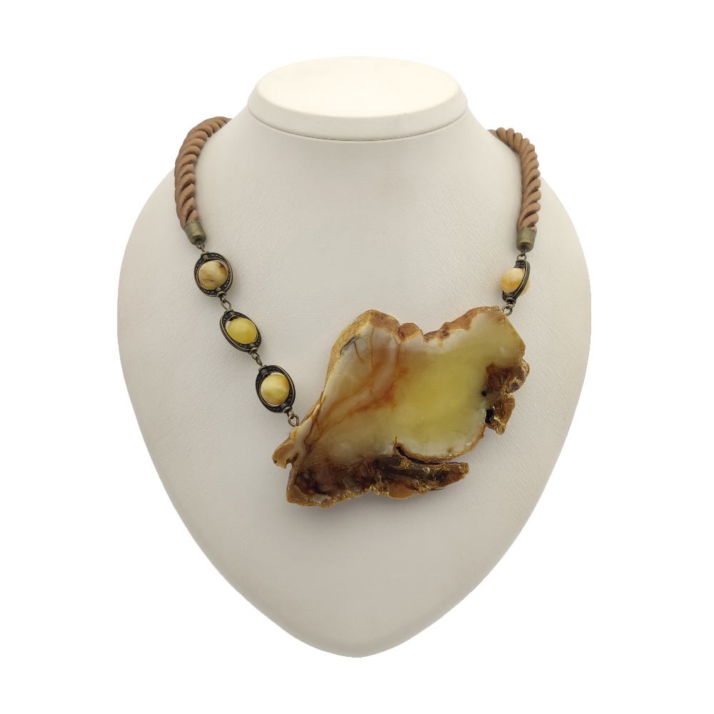 Колье авторское Янтарь а7506300057