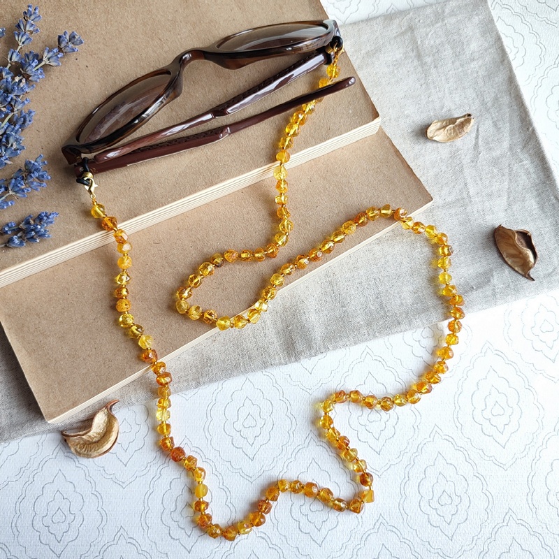 Шнурок для очков 5 в 1, янтарь 8402020285 (1)