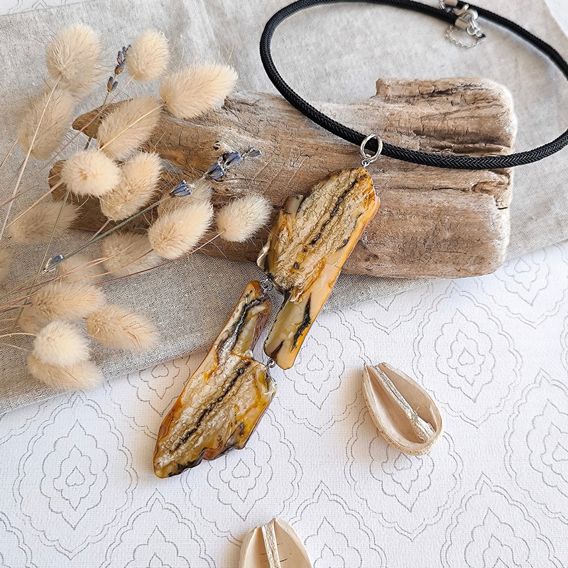 Колье авторское Янтарь