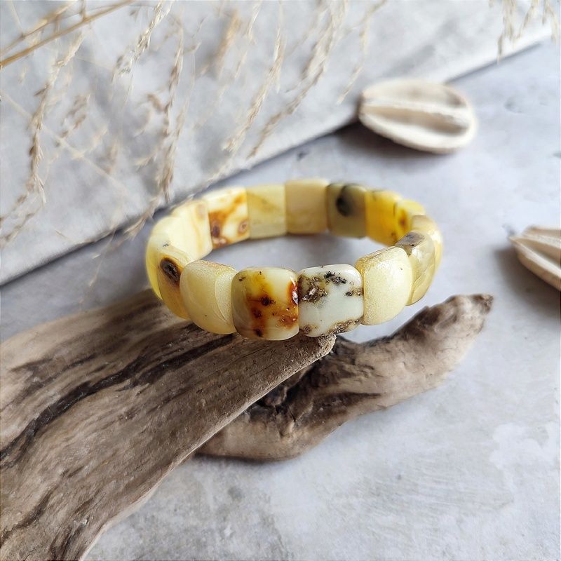 Браслет "Ириска" янтарь