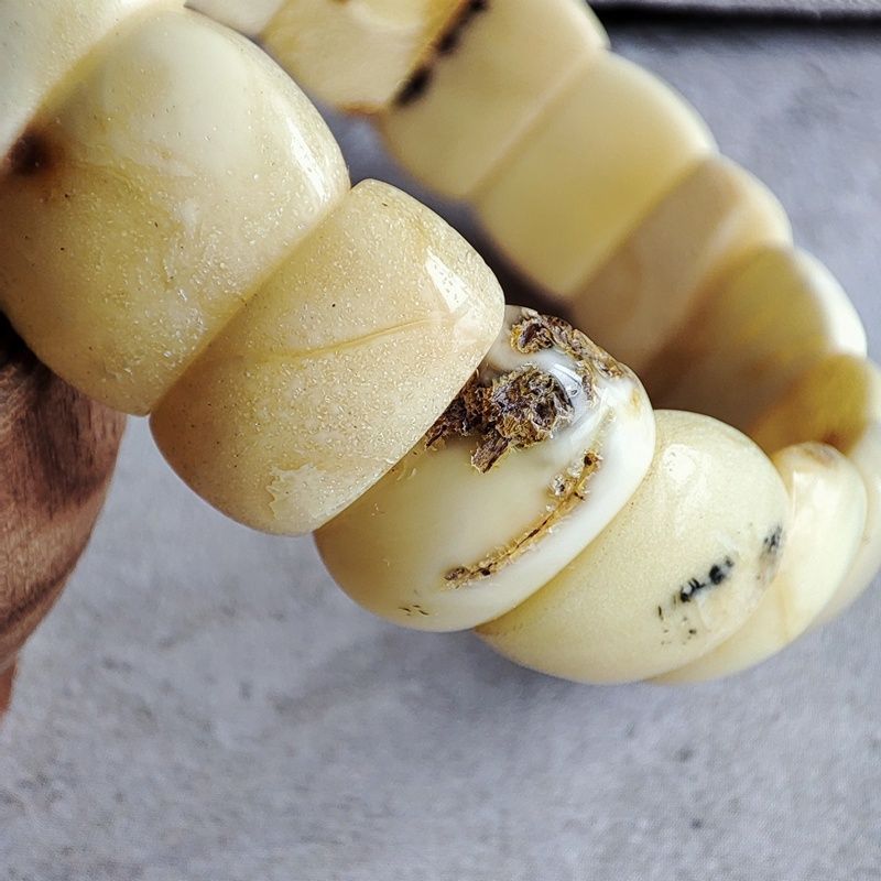 Браслет "Пластина", янтарь