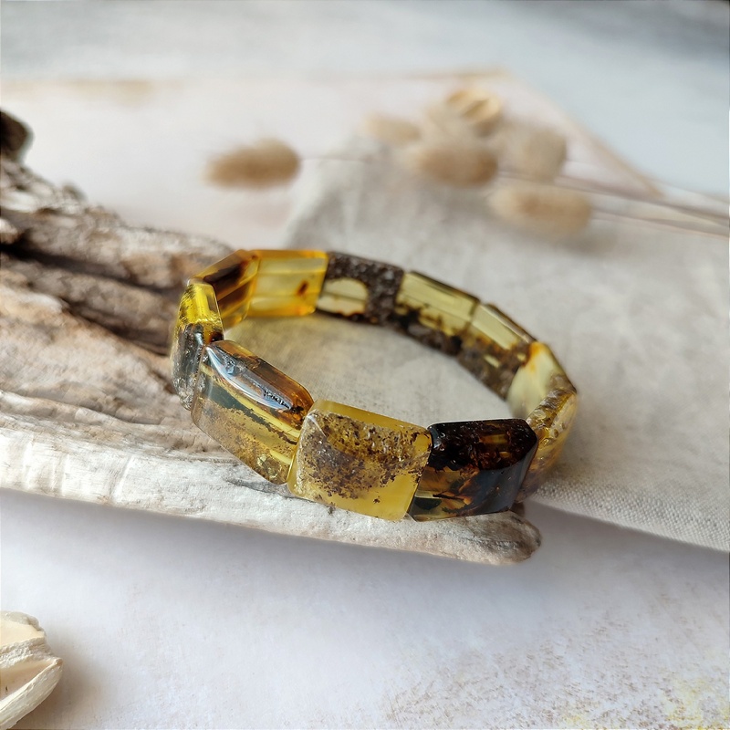 Браслет пласт. янтарь 321109456 (1)