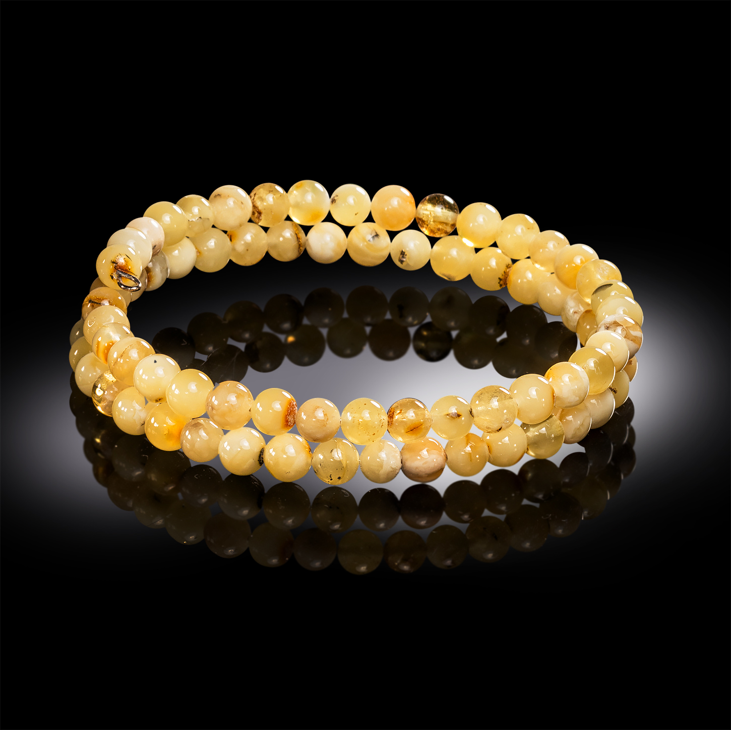 Браслет из янтаря 2об.