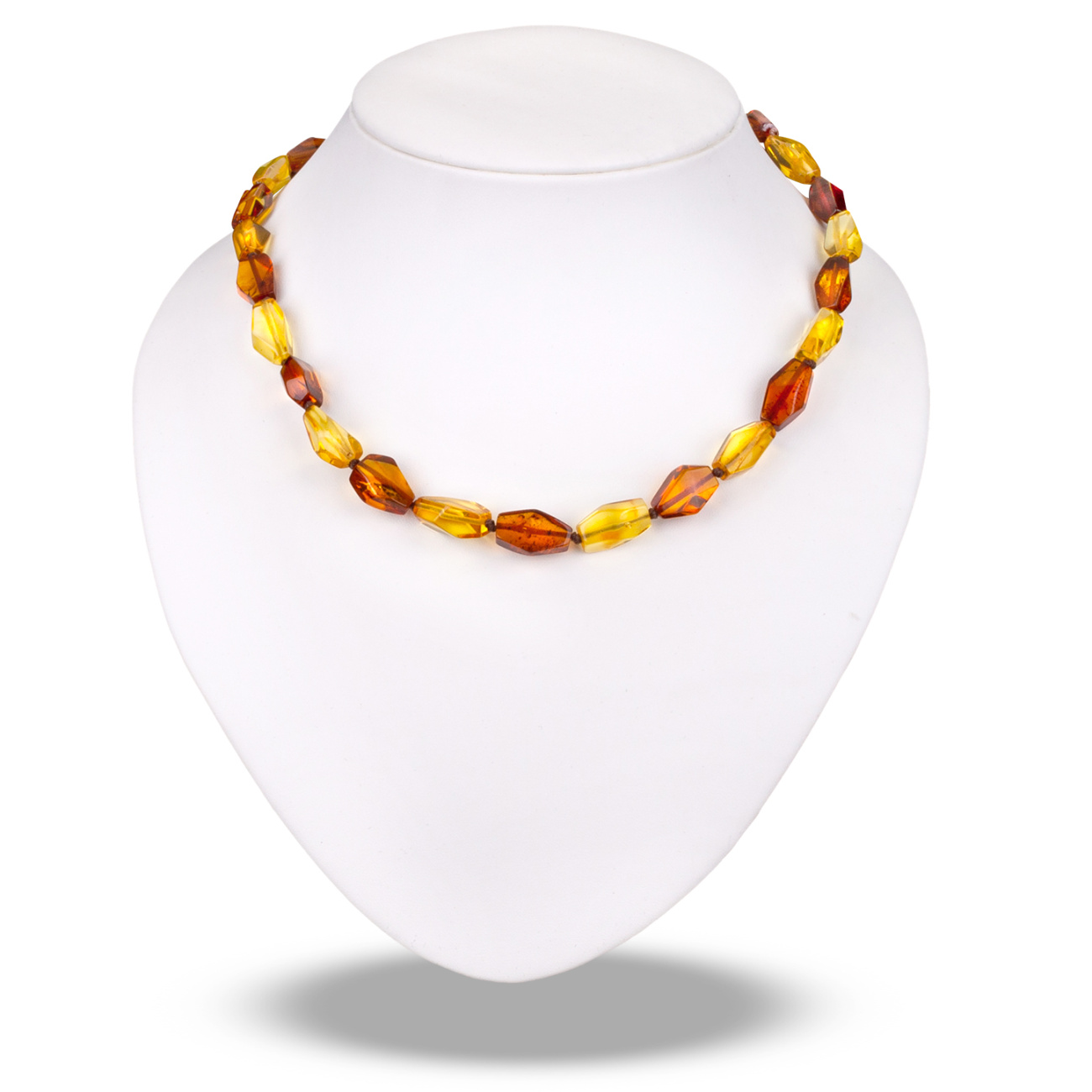 Бусы из янтаря