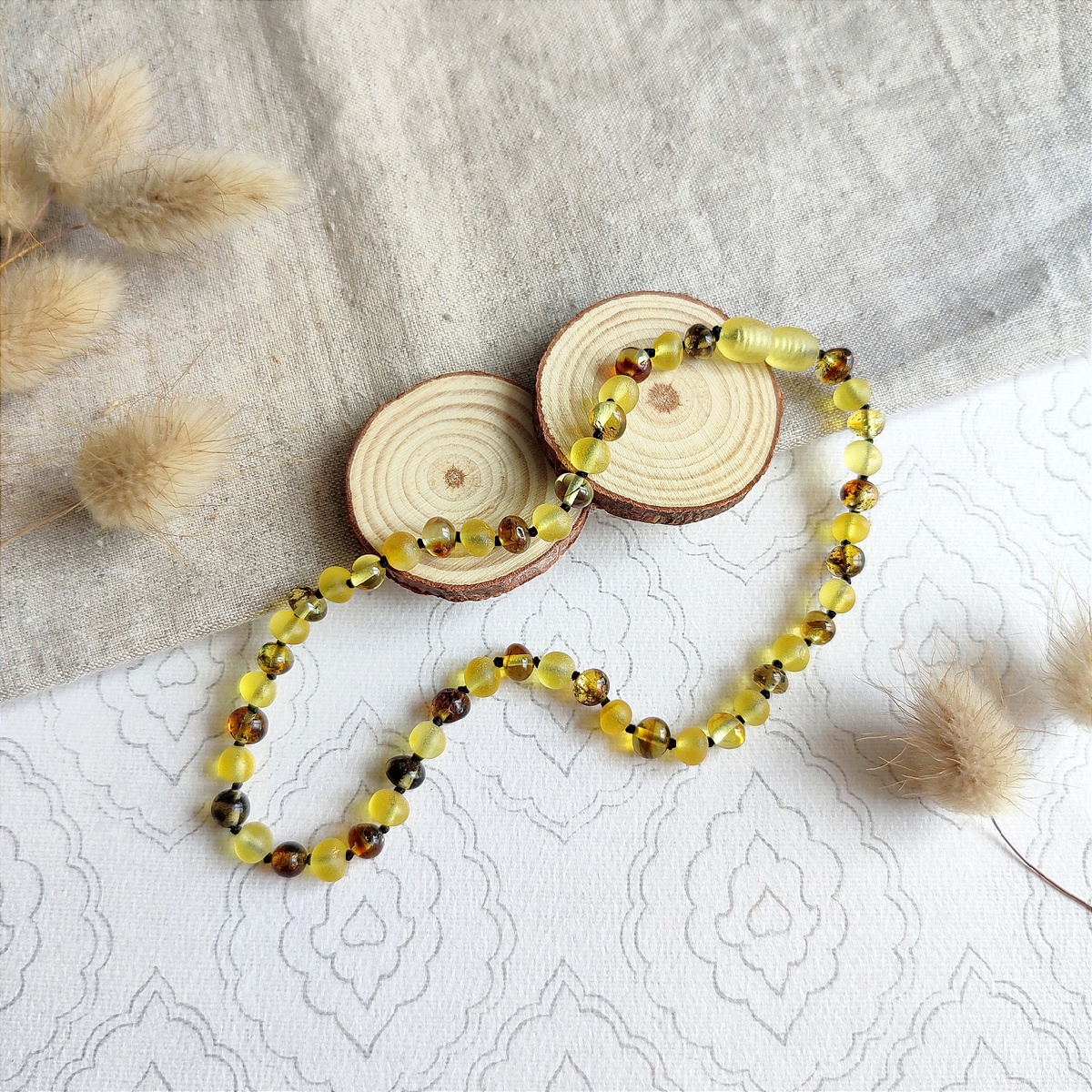 Бусы детские из янтаря
