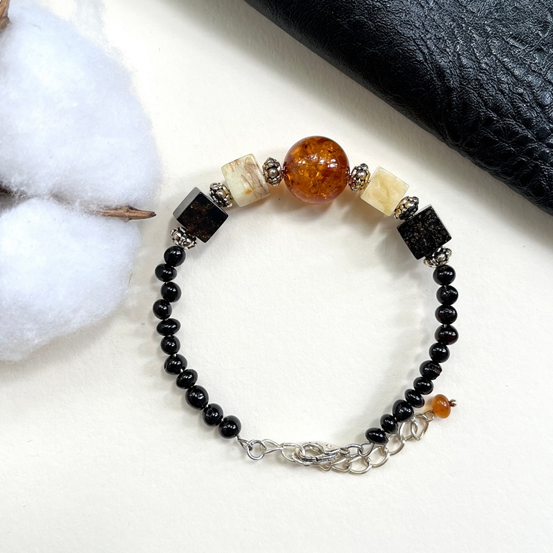 Браслет янтарь 3506214074-1