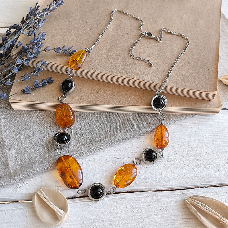 Бусы "Осенний лес" Янтарь