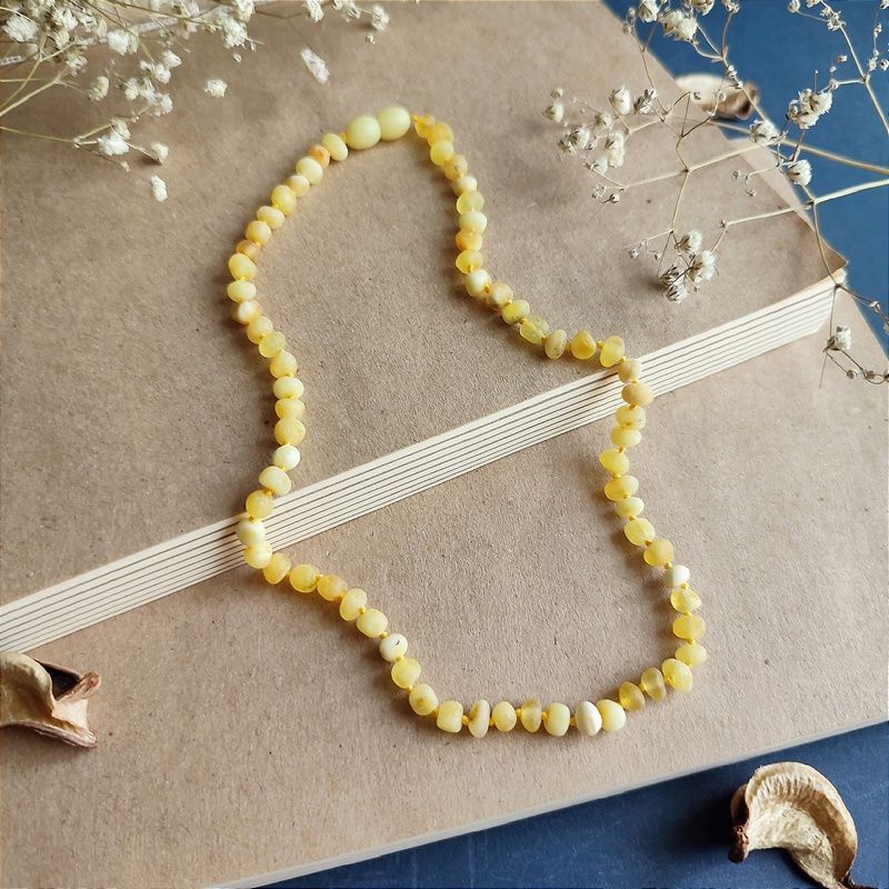 Бусы "Мятый шар" янтарь