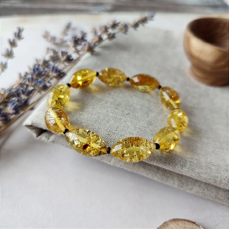 Браслет "Оливка" янтарь