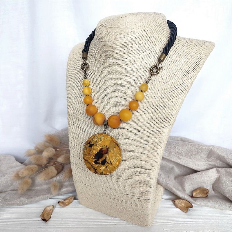 Колье "Осень" Янтарь