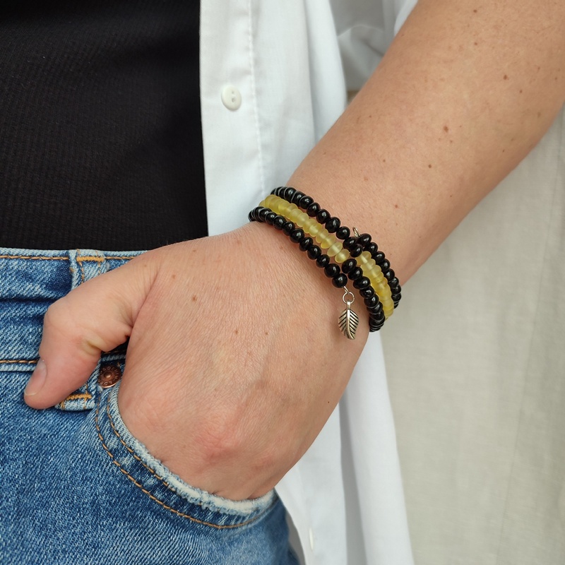 Браслет на струне янтарь 3401204039 (6)