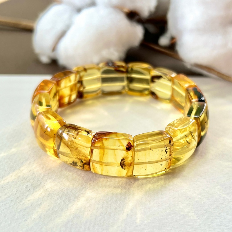 Браслет пласт. янтарь 3401119515-2