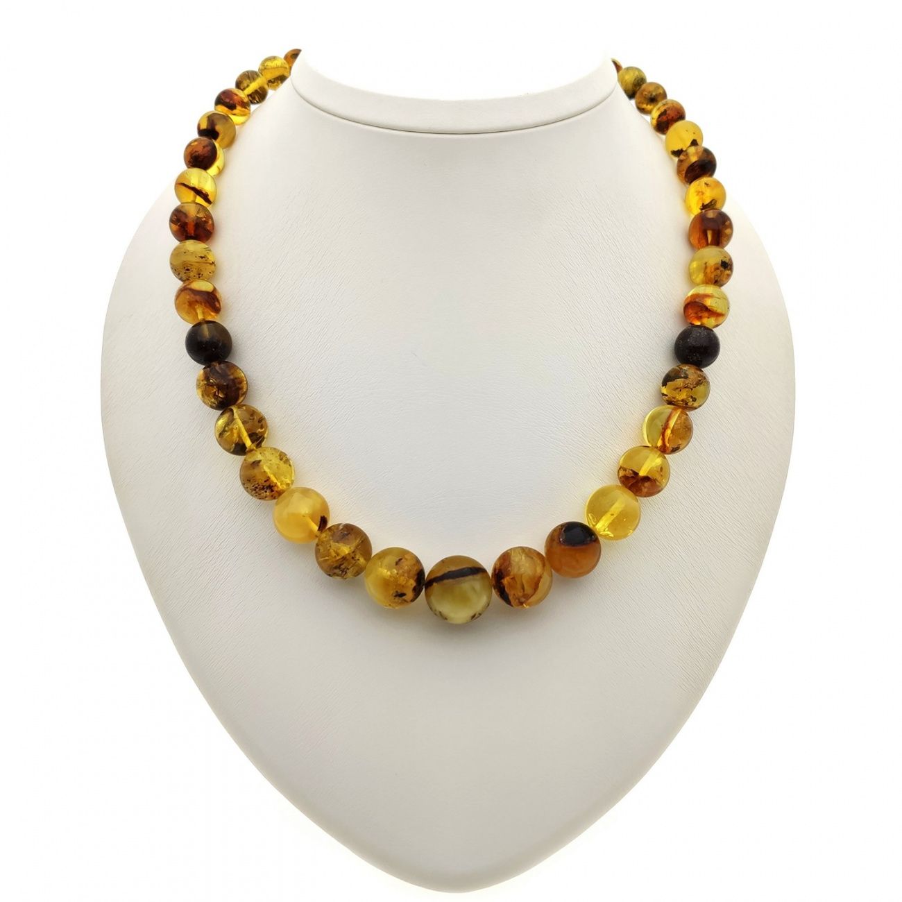 Бусы "Шар" из янтаря